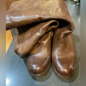 Officine Creative brown leather classic boots